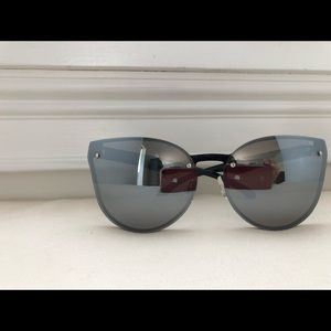 Quay sunglasses